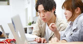 技術や知識の共有ができる