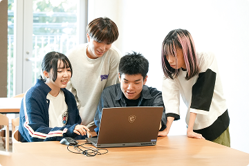 得意不得意を補い合いチームで技術が向上!