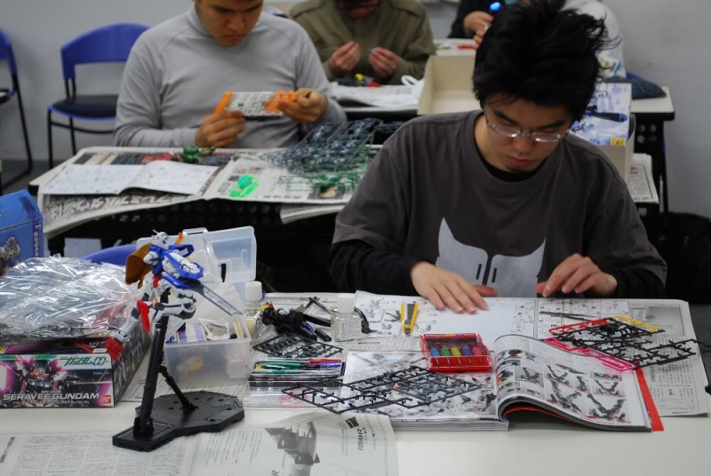 【補講講座】 「もの作り体験」 プラモデルを作ろう!