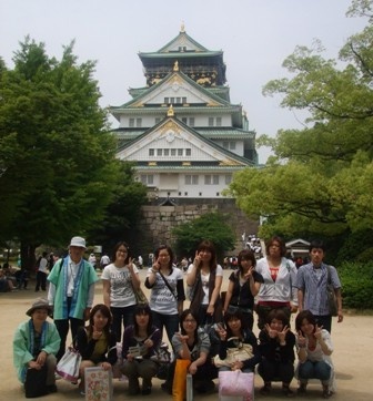 【学校説明会】2012年4月入学生対象の説明会は「個別説明会」で実施しております。(年内)