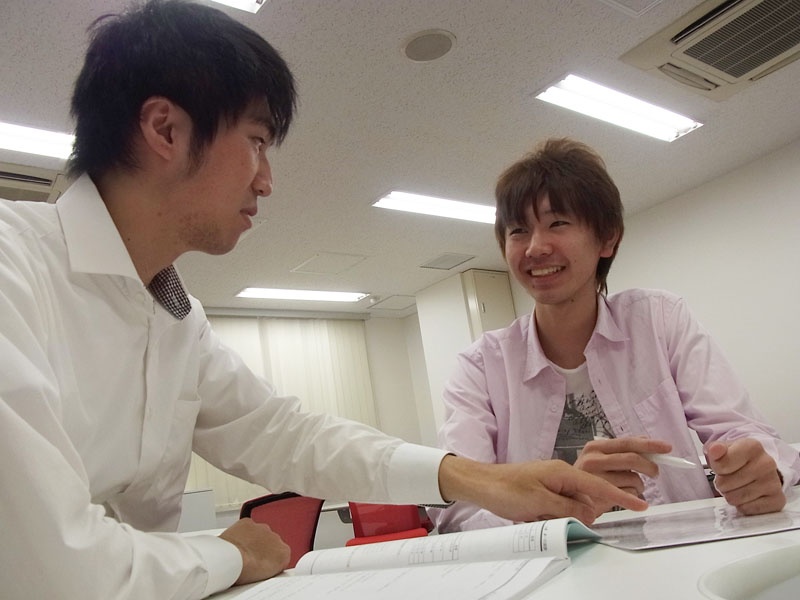 卒業生が訪ねてきてくれました！