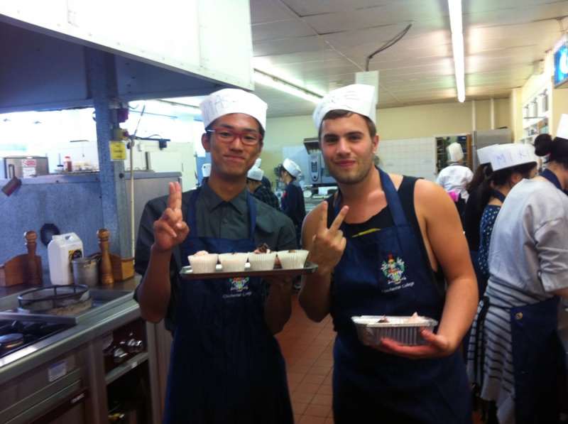 「ＩＴ業界はグローバル！」　ただ今、イギリスのチチェスター・カレッジで語学留学中！