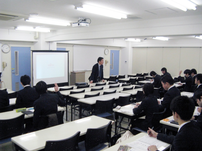 学内企業説明会 「富士通エフ・アイ・ピーDC株式会社」