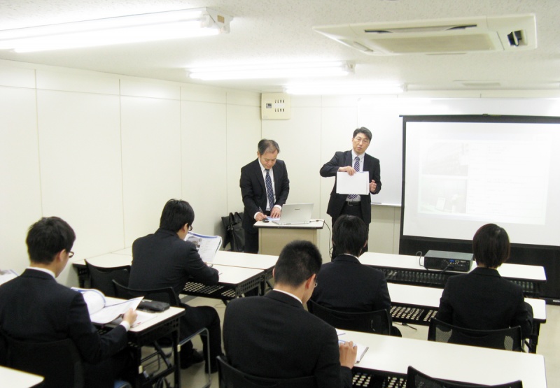 「株式会社ＫＤＳ」　学内企業説明会　　ＥＣＣ卒業生の仕事定着率 “１００％！”