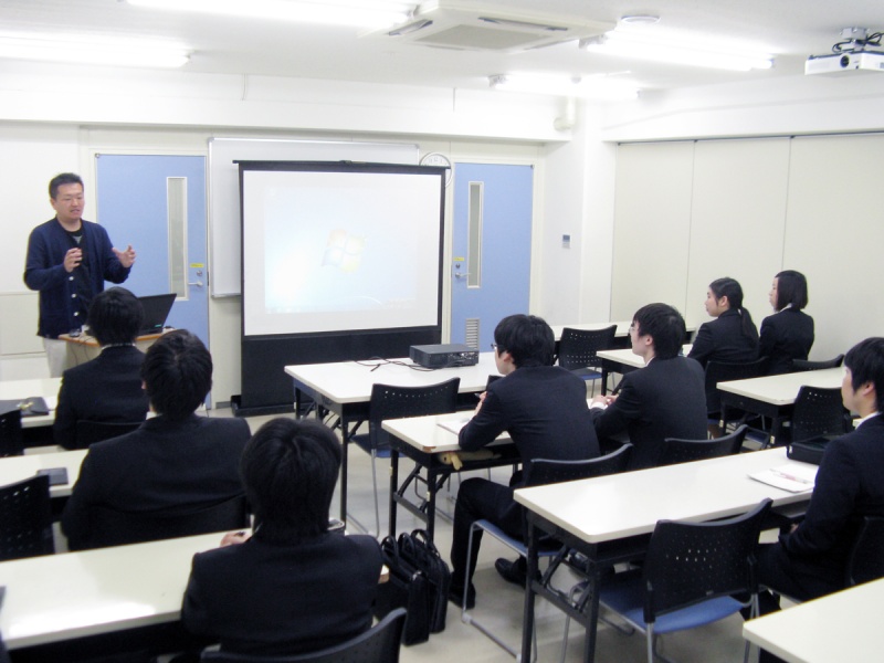学内企業説明会　「株式会社Razest」　～ゲーム会社～