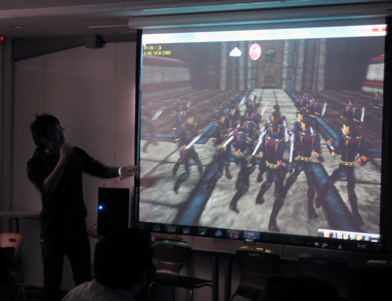 ゲーム制作の定期報告会 「ゲーム制作総合演習」　～チーム制作のオモシロさ～
