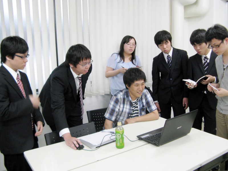 学内企業説明会　「クローバーラボ株式会社」