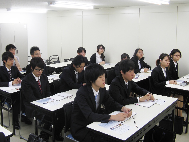 「学内企業説明会」　アニタス神戸