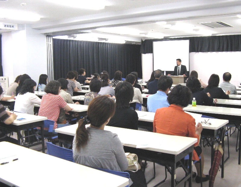【保護者会】　保護者会を開催しました。
