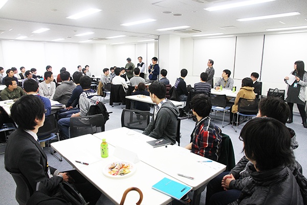 毎年恒例！IT業界で働く卒業生と在校生の交流会！