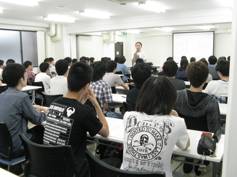 第1回ゲーム企業連携授業　㈱サイバーコネクトツー　松山社長による講演会