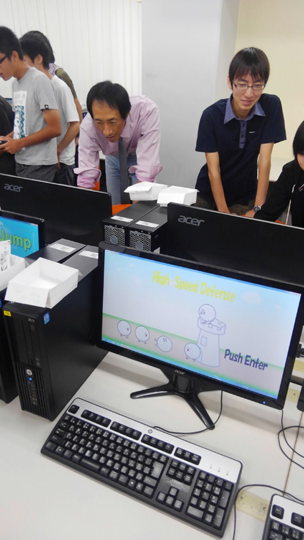 夏季集中講座[SIC]・「ゲーム作品展示会」