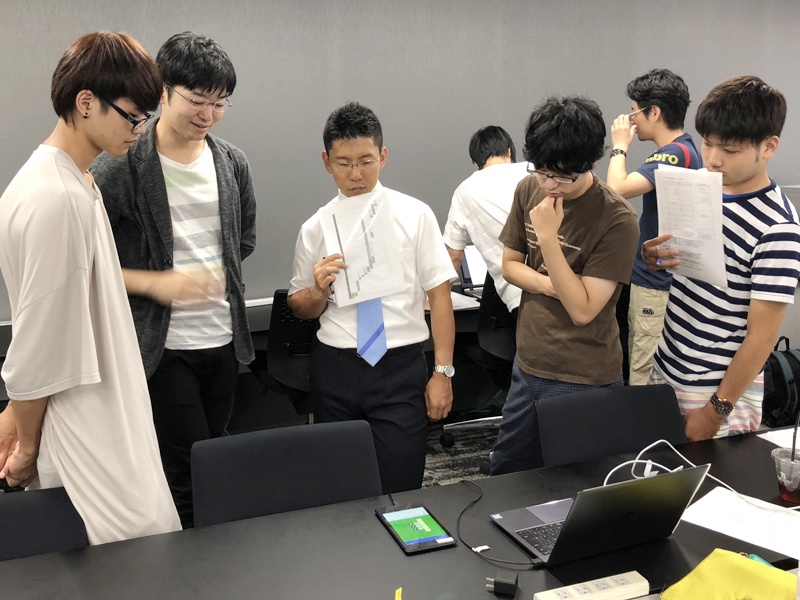 ITハッカソン　テーマは「こどもがコンピュータを好きになる方法」