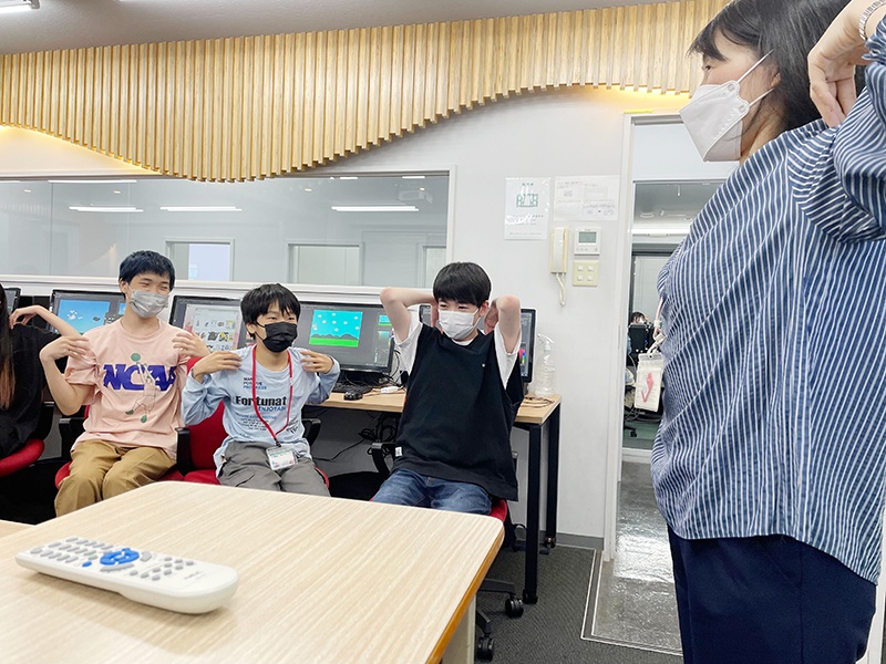 【高等部】肩凝り防止!ストレッチ講座♪