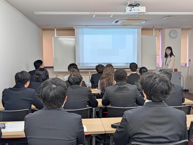 IT企業8社による合同企業説明会を学内で開催!