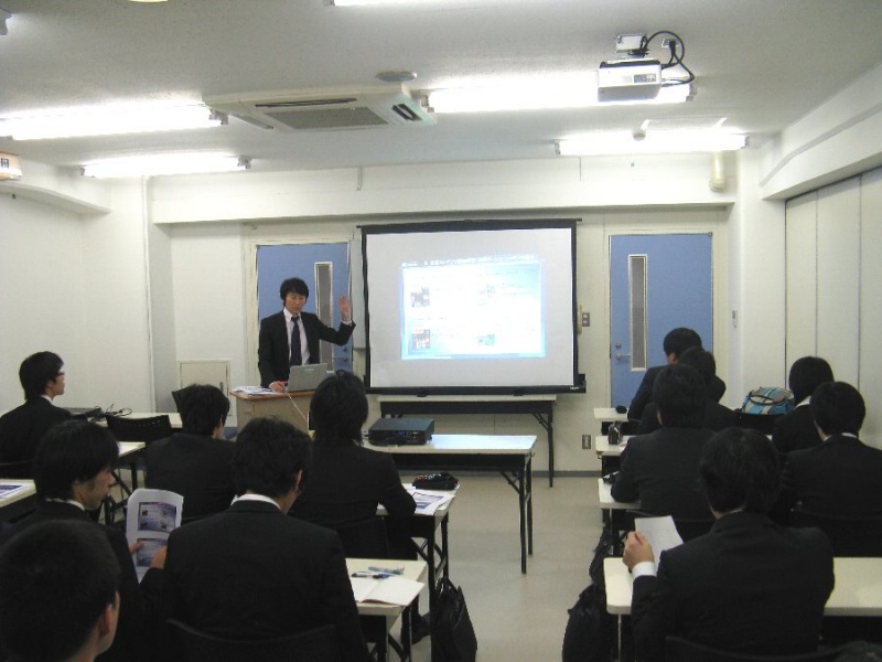 【ゲームカレッジ】学内企業説明会が開催されました。