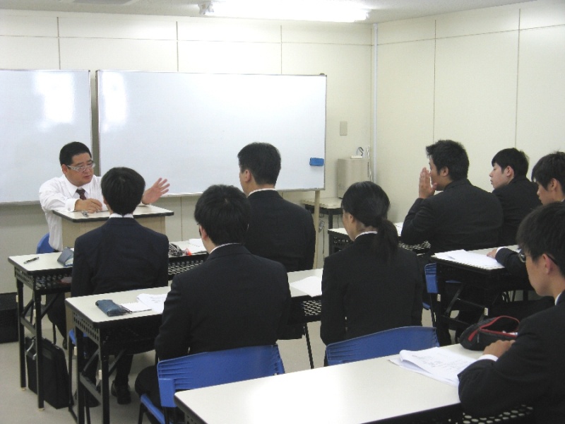 【ＩＴカレッジ】「㈱アエラ」学内企業説明会が開催されました。