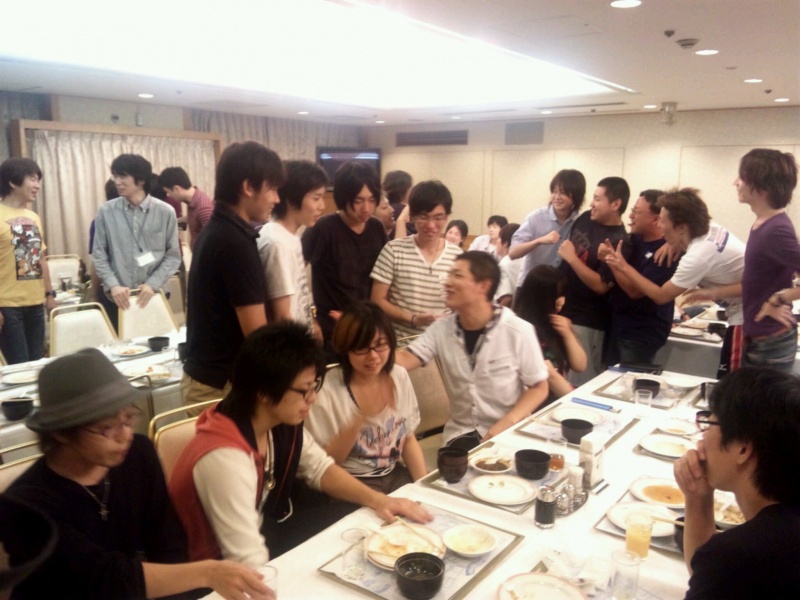 【ゲームカレッジ】「東京ゲームショウ」 今夜は「卒業生交流会」開催!