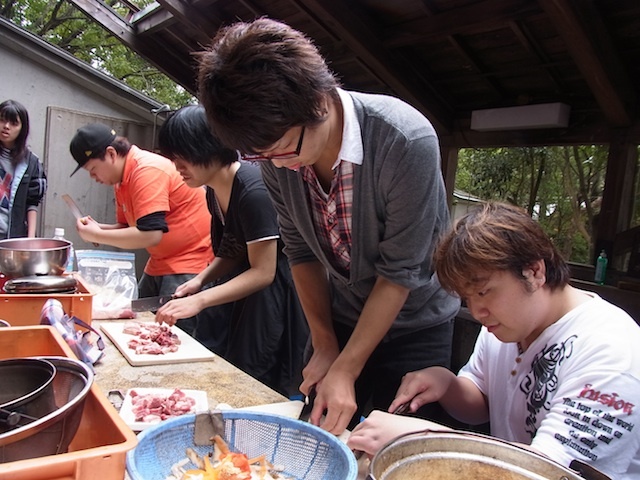 【学校行事】ハイキングに行ってきました　Part1　「箕面でカレーライスメイキング！」