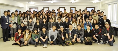 【学生生活】留学生が頑張って勉強しています！